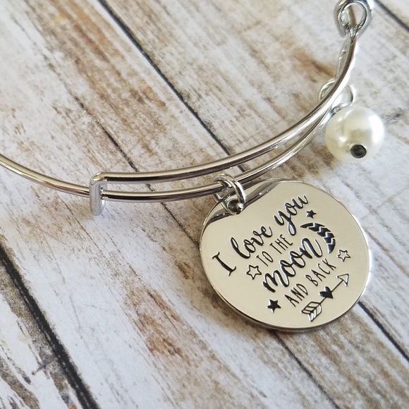 love you to the Moon & Back bracelet - Picture 1 of 6